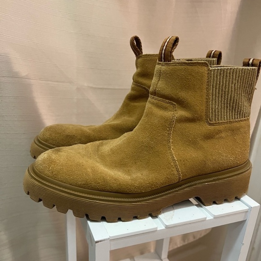 Fall Boots, Camel suede ankle boots, Made Well leather ankle booties size 10